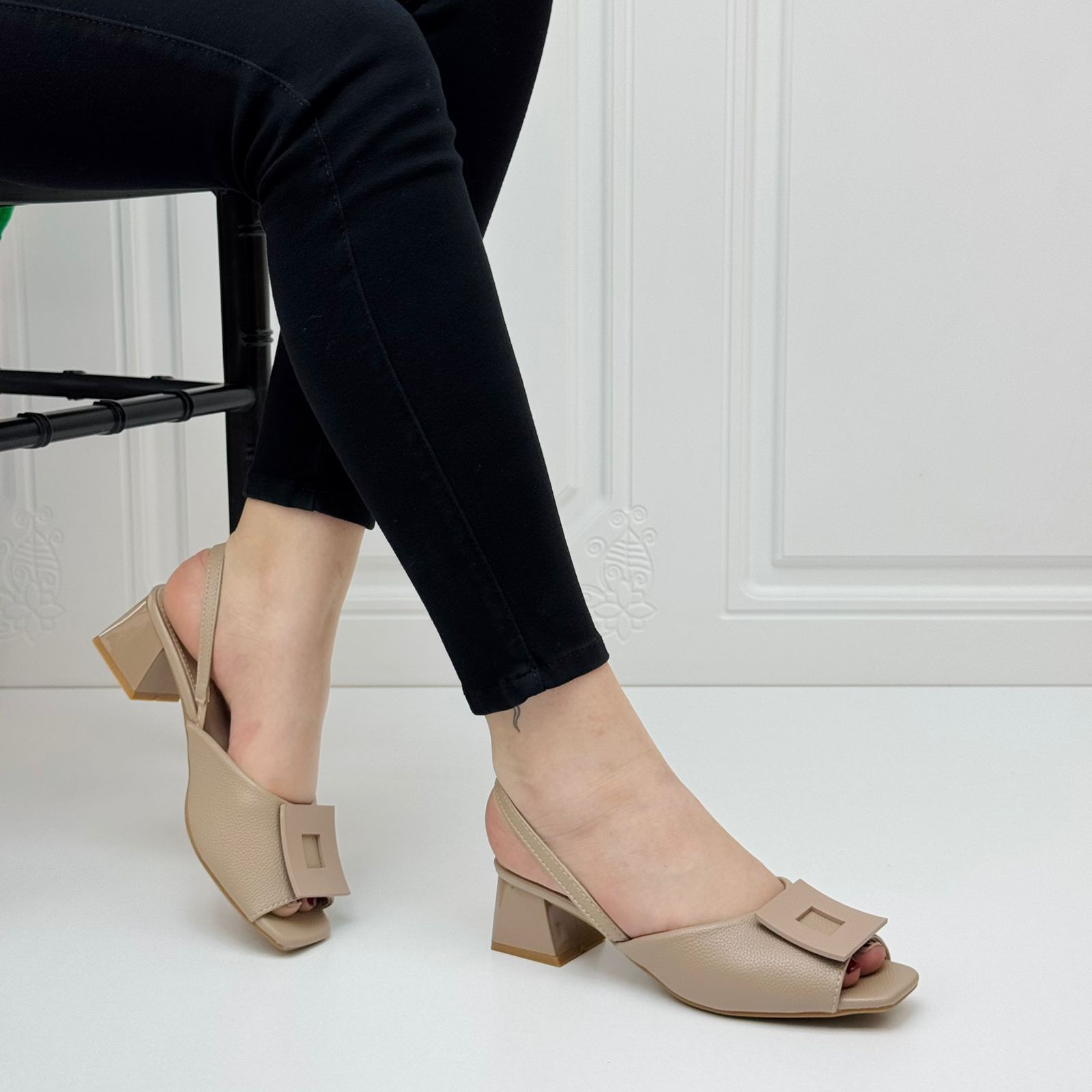 Women's Heeled shoes