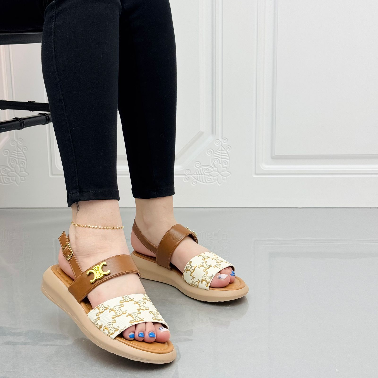 Sandals for Women