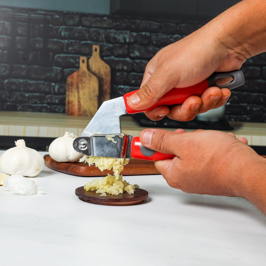 ئامرازی وردکردنی سیر