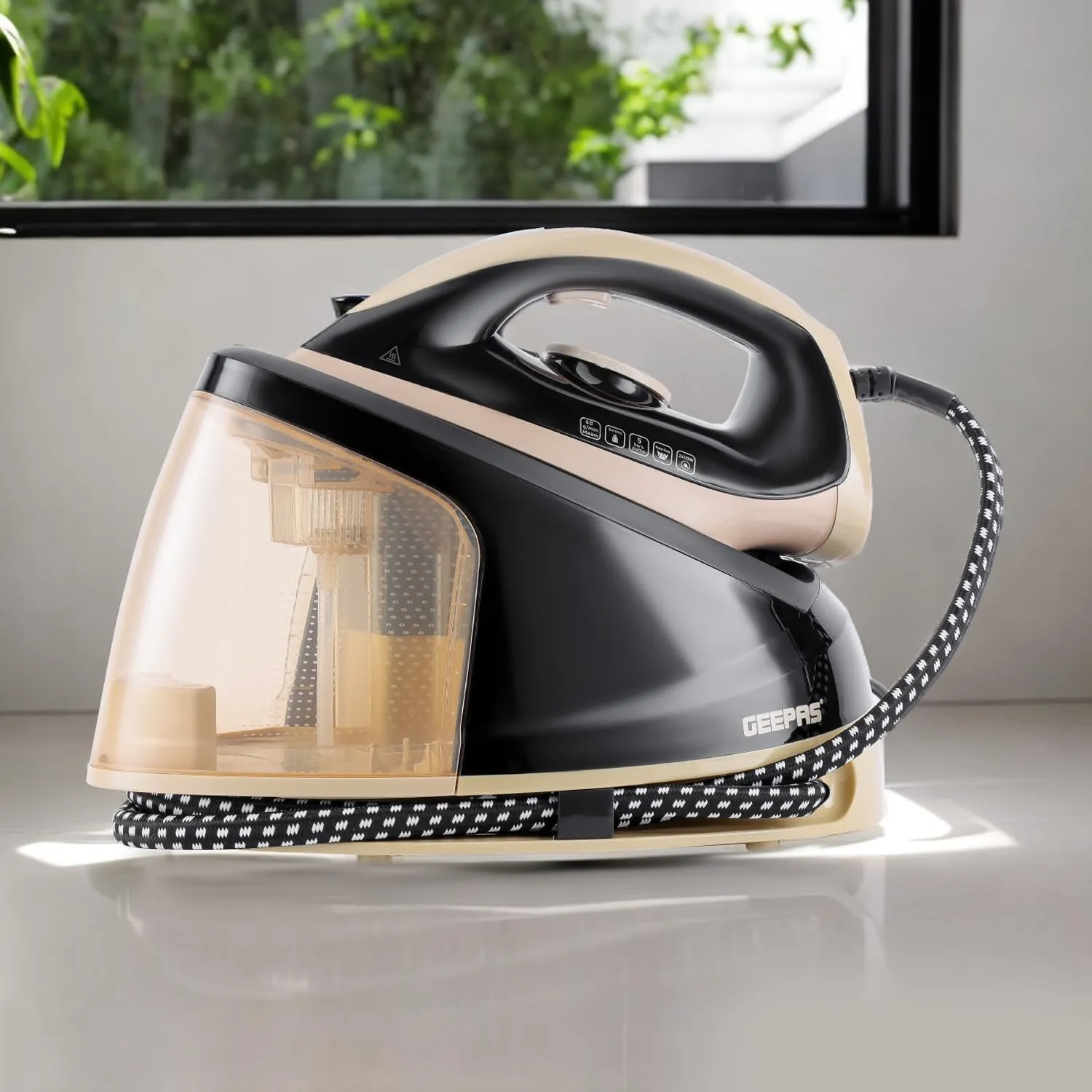 Geepas 2400W Steam Generator Iron