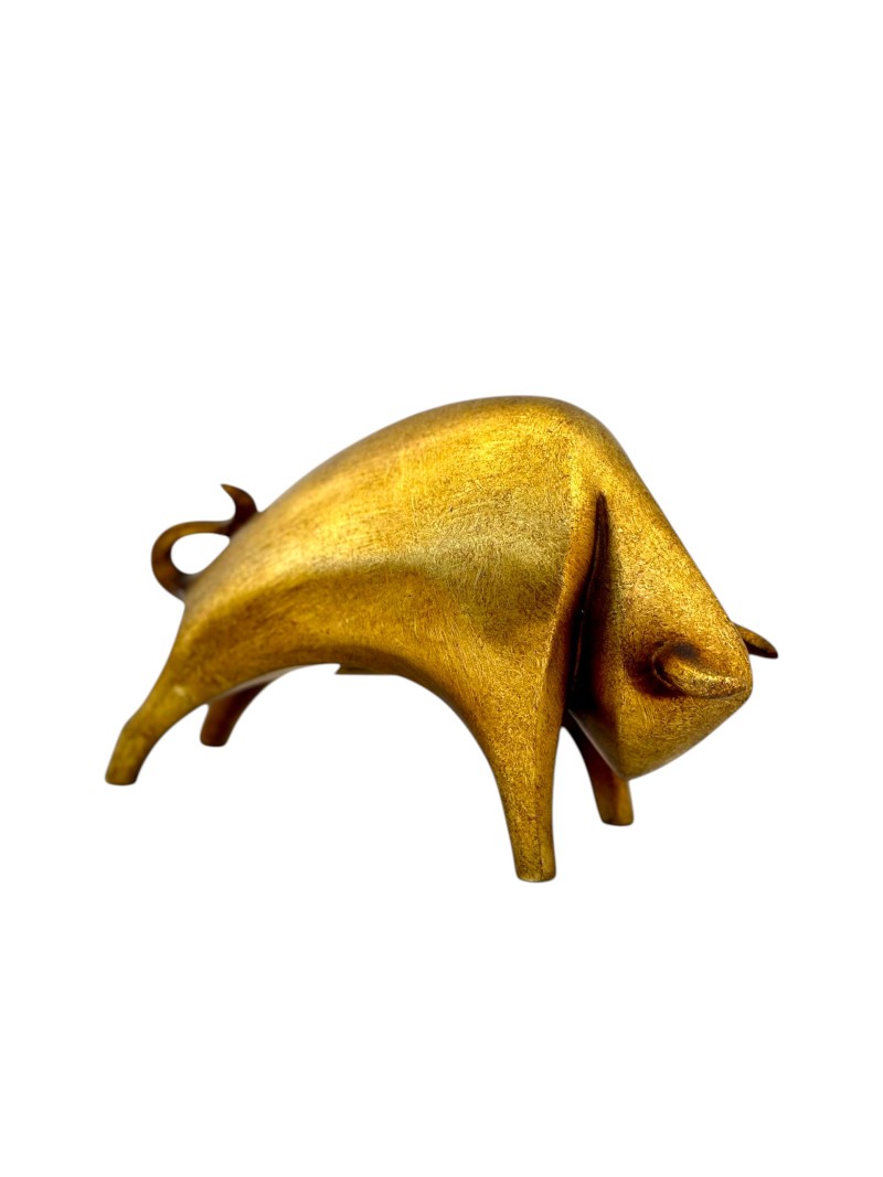 Classical  Golden Bull Statue