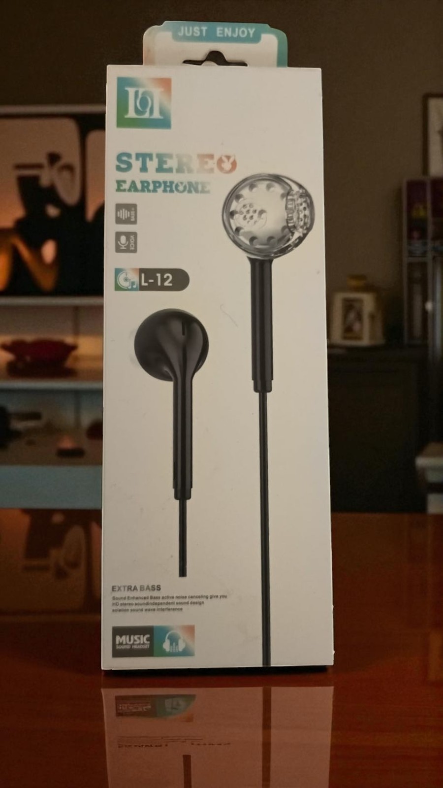 wired  headphone