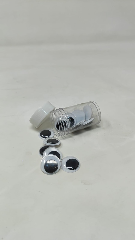 عيون بلاستيكية كبير تستخدم في تزيين الأعمال اليدوية المختلفة