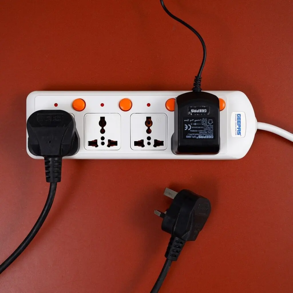 Geepas 4 Way Extension Board VDE Plug with Individually On/Off Switch
