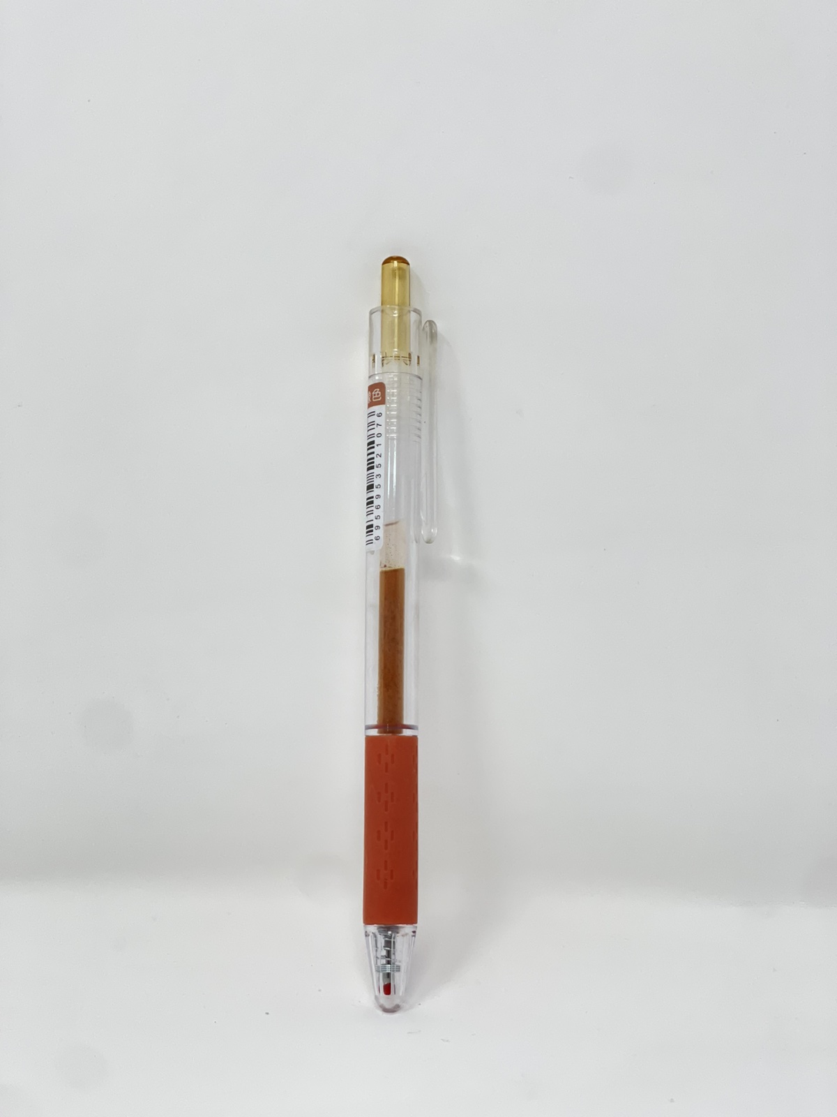 قلم جاف متعدد الألوان