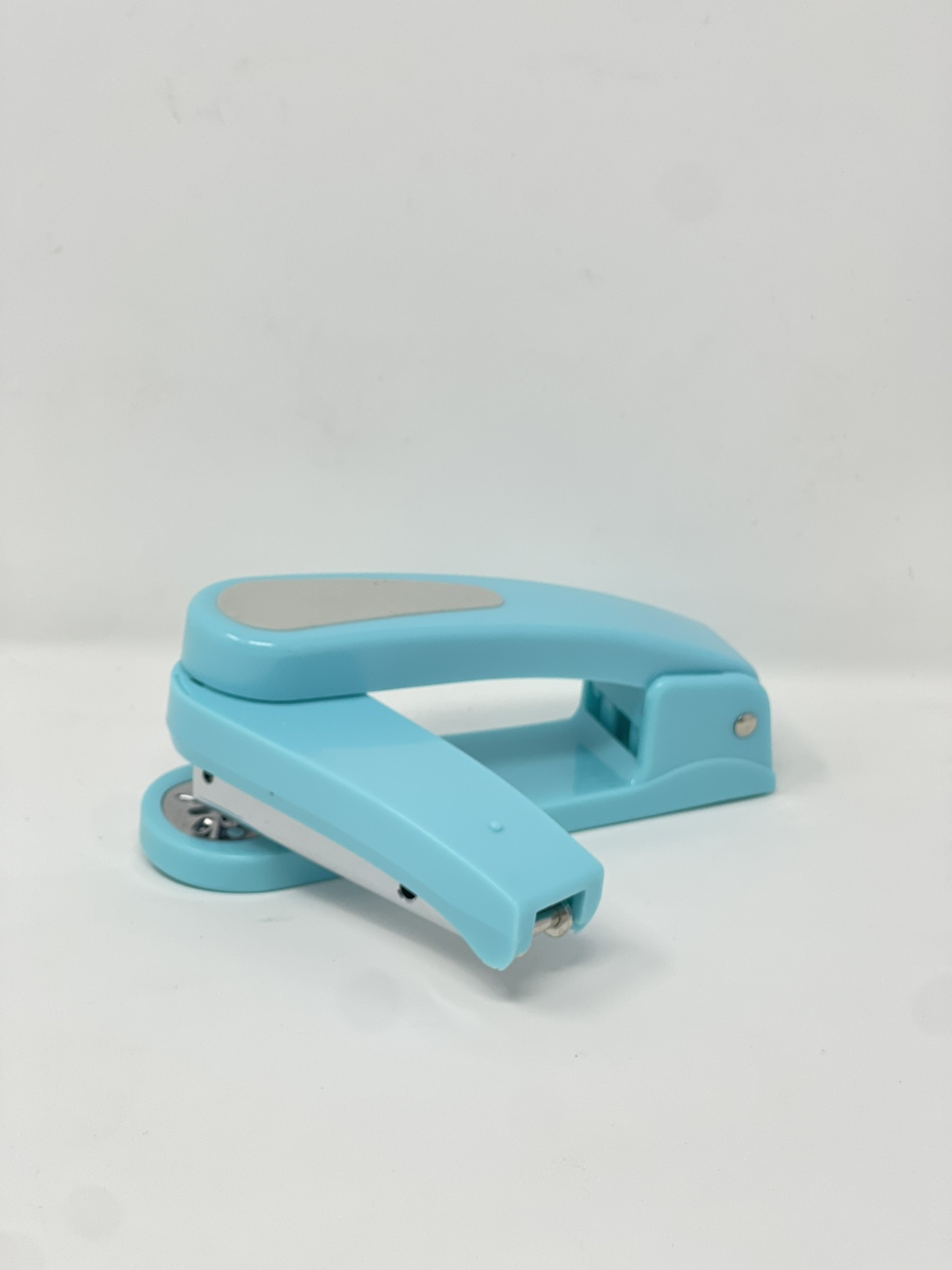 360 Degree Rotatable Stapler