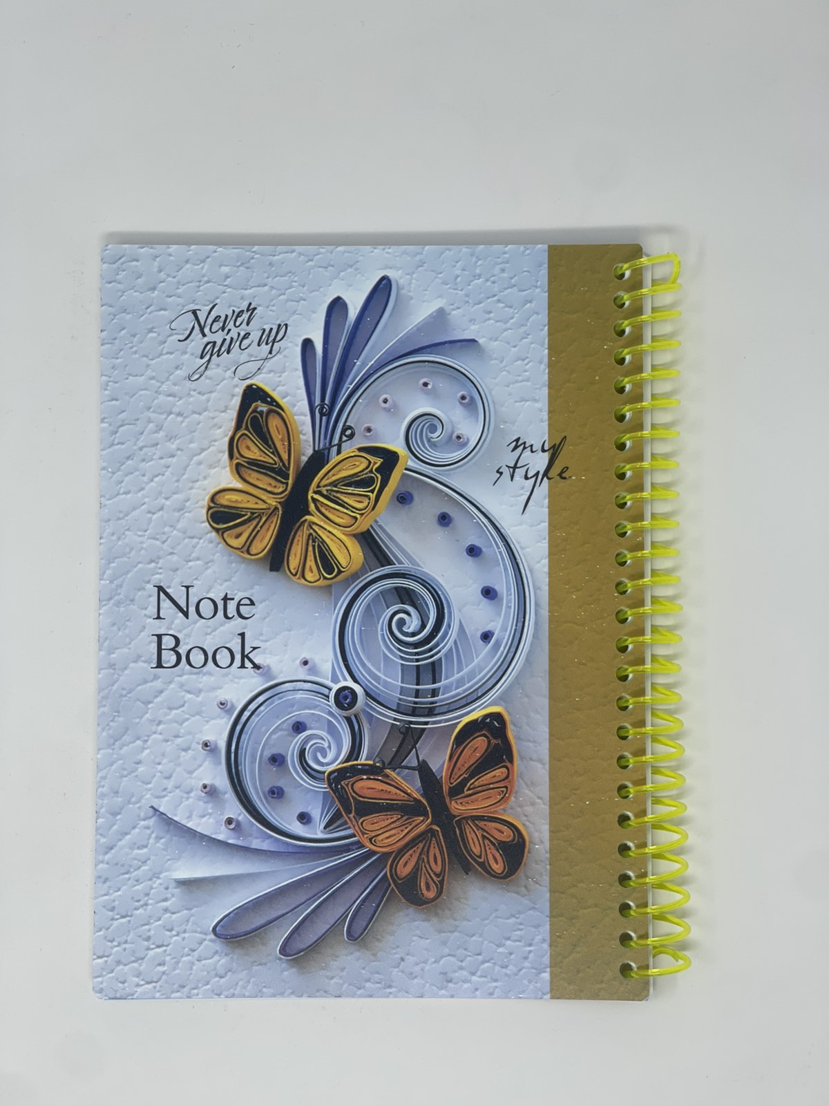 دفتر ملاحظات مع غلاف مزخرف