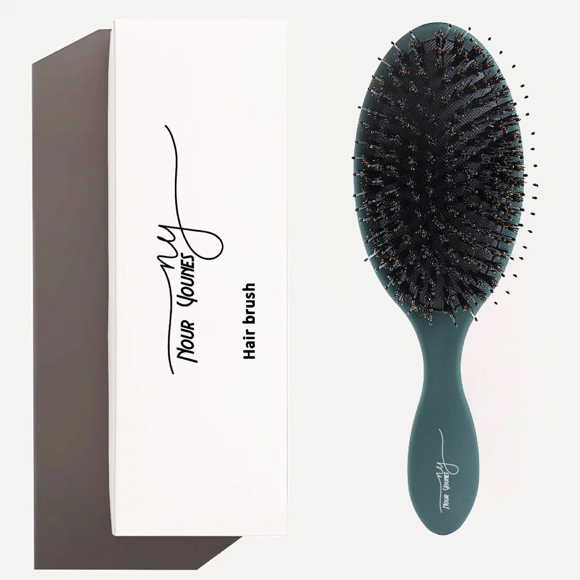 فرشاة الشعر نور يونس