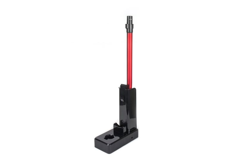 RECHARGEABLE VACUUM CLEANER