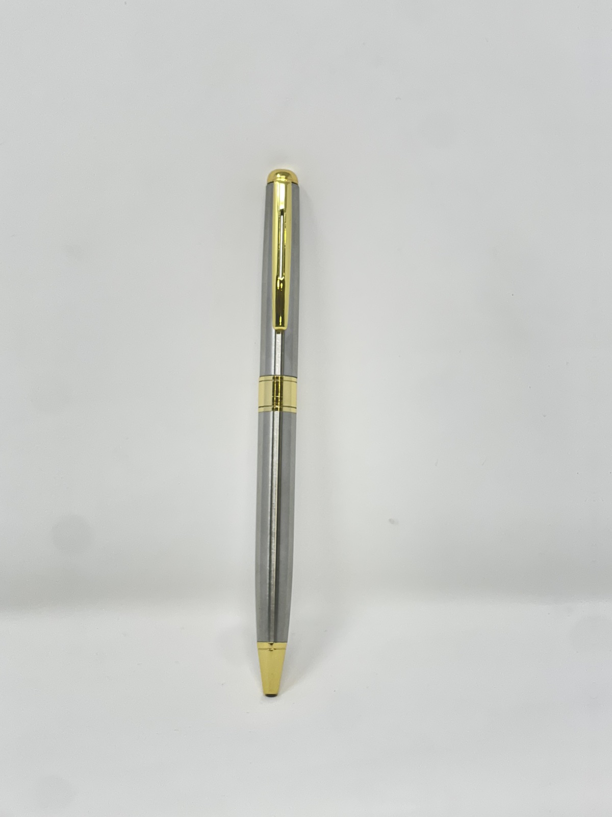 Metal ballpoint pen