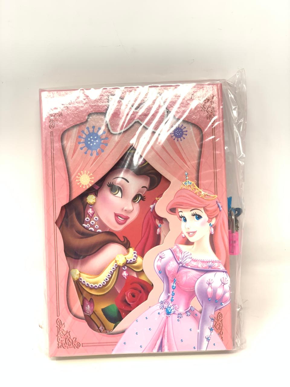 دەفتەرێکی یادگاری ڕۆژانەی کەسی بە قوفڵەوە