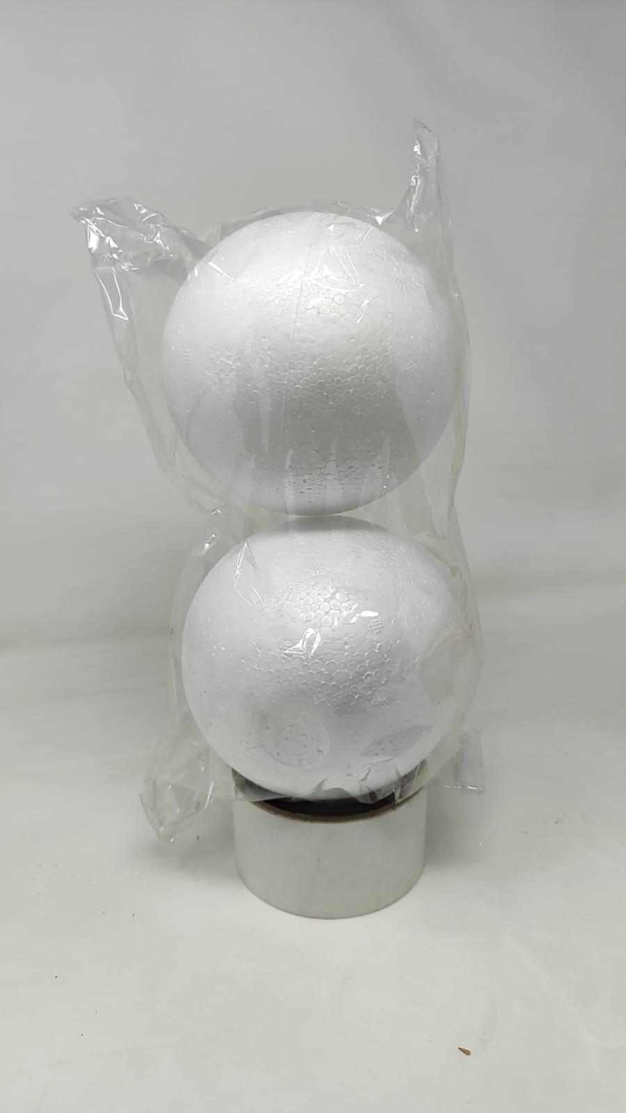 Styrofoam in a round shape, size medium