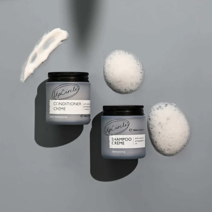 شامبو وبلسم للعناية بالشعر