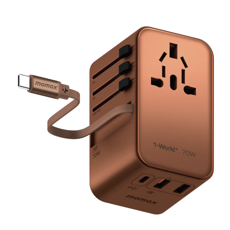 شاحن موماكس وورلد+ 70 واط GaN 3 منافذ مع كابل USB-C مدمج ومحول تيار متردد للسفر باللون الذهبي