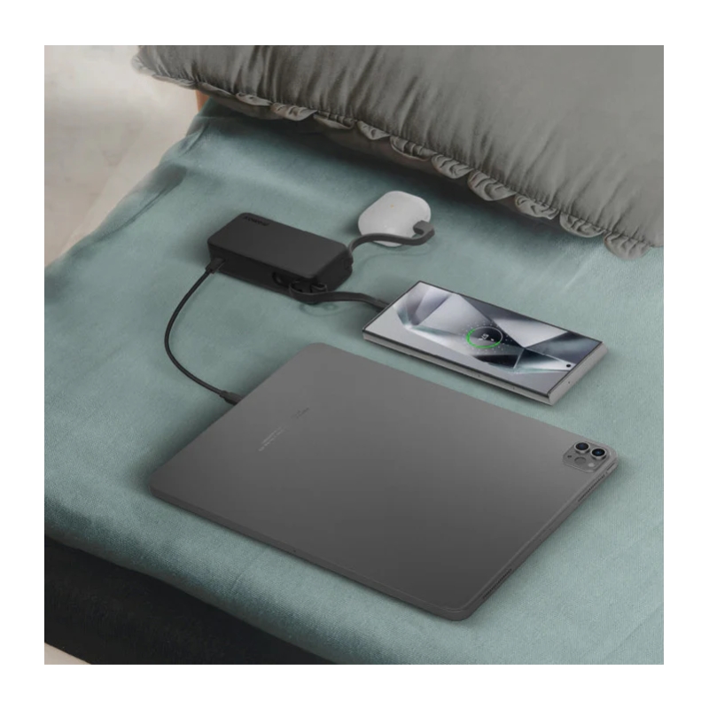 باور بانك موماكس -باور فيتال+ بسعة 10000 مللي أمبير/ساعة مع كابلين USB-C مدمجين