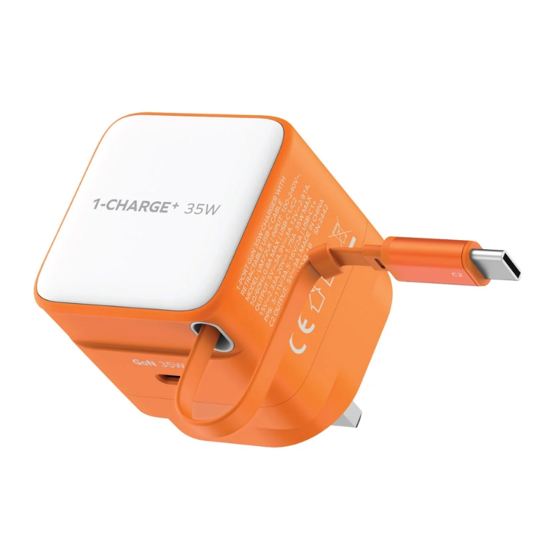 Momax CHARGE & Port GaN 35W charger with Retractable USB-C Cable