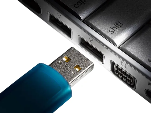 فلاش میمۆری  128 گێگابایت