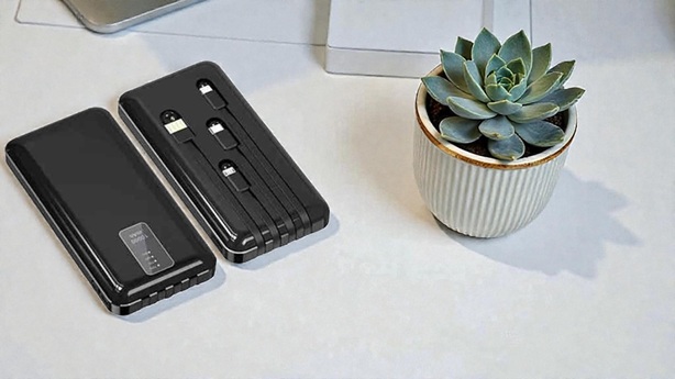 It Holy Powe Bank P106