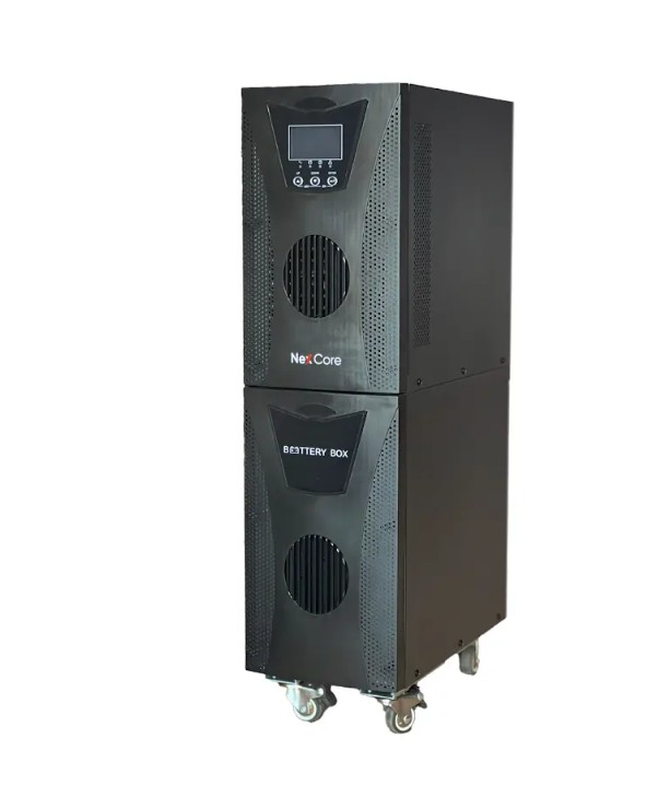 جهاز NEXCORE Online UPS بقدرة 10 كيلو فولت أمبير / 9000 واط (16 × 12 فولت 9 أمبير/ساعة)