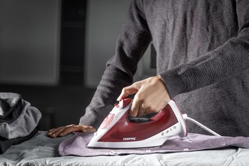 Geepas 1800W Multi-functional Steam Iron