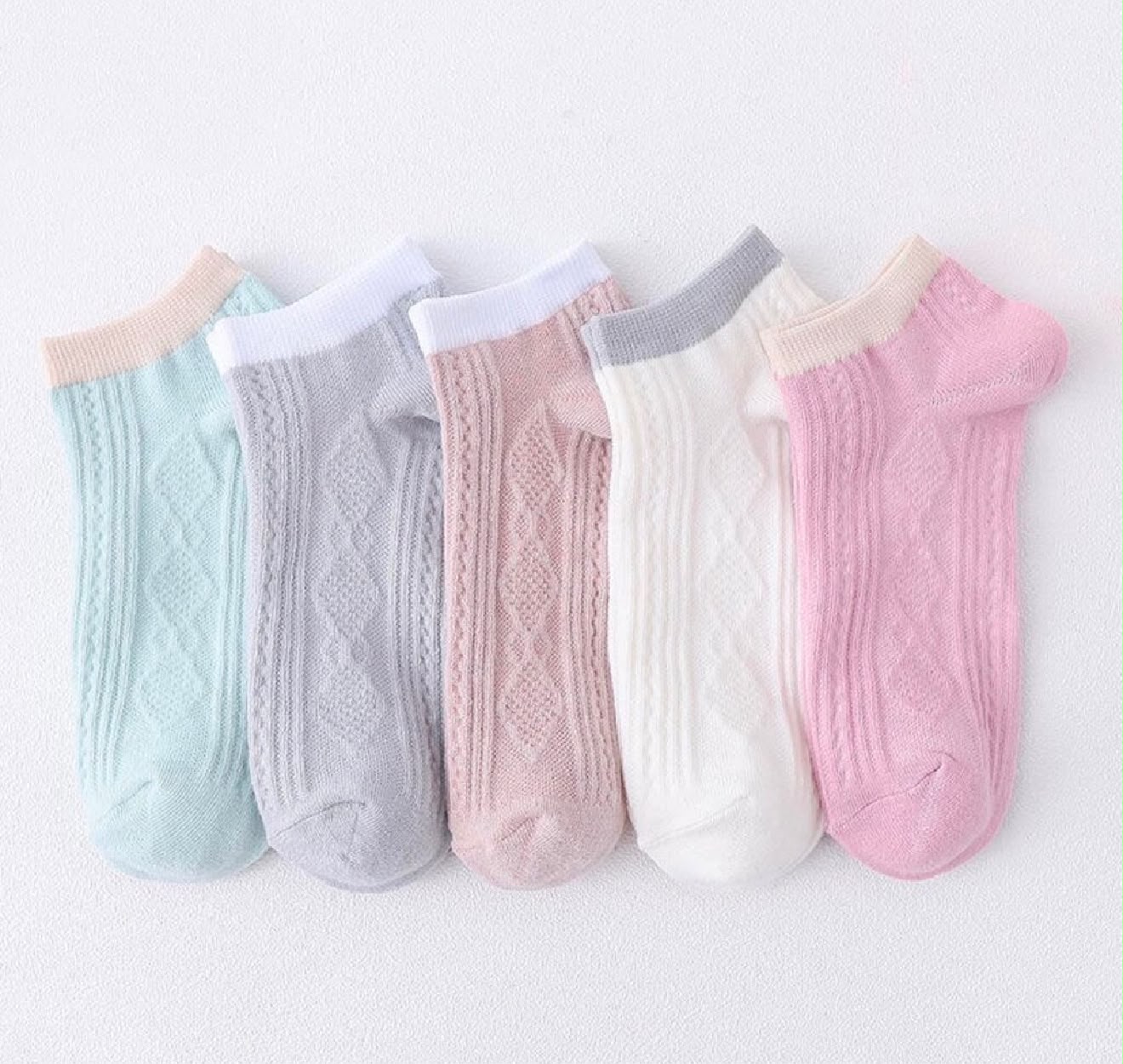 Women's Ankle Socks Set – Soft Breathable Cotton – Knitted Pattern Design – 5 Pairs – Multicolor color option