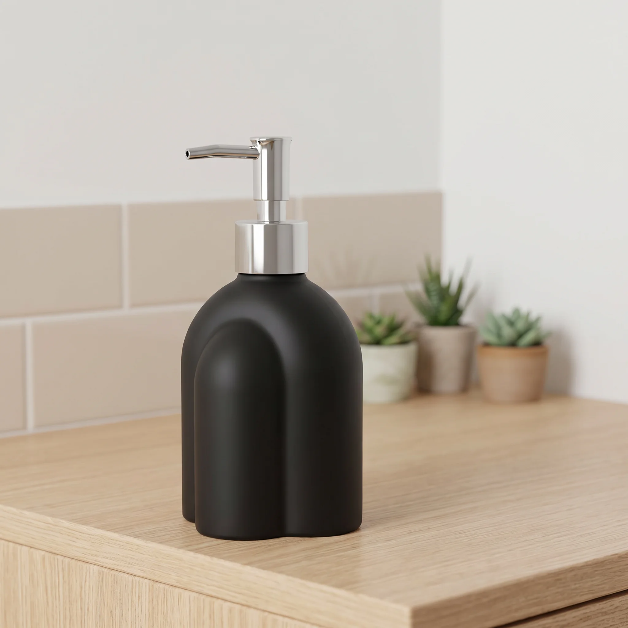 Modern Liquid Soap Dispenser with Metal Pump – 450ml – Black